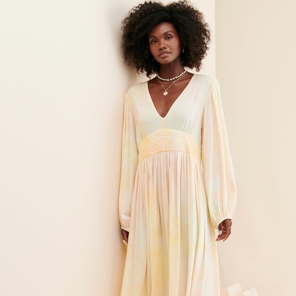 RAGA Dresses & Skirts - NWT RAGA Sunset by the Beach maxi dress Size Medium